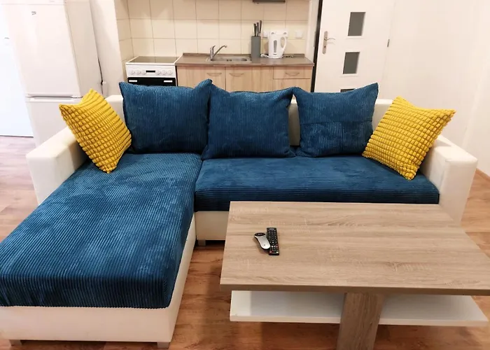 Apartman Csa #2# V Historickem Centru Hradec Kralove